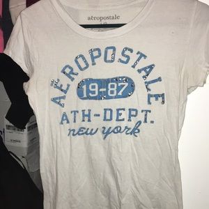 Aeropostale t-shirt